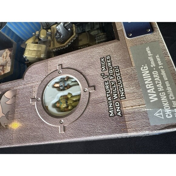 NIB Half Back Battle Tank Saban's Xyber 9 New Dawn Bandai 1999 Miniature Figure - Picture 9 of 9